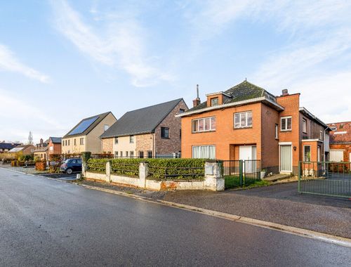                                         Eengezinswoning te koop in Tielt, € 250.000
