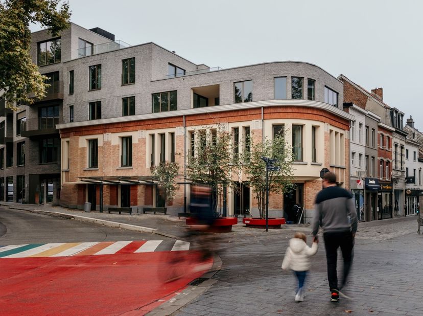** IN OPTIE **. &lt;br /&gt;
Bent u op zoek naar een nieuwbouw kantoor, praktijk of creatieve workspace in een gebouw met een originele architectuur en makk