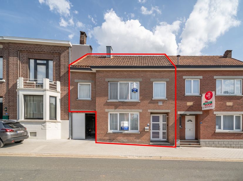 Met een goede combinatie van ruimte, comfort en potentieel, biedt deze woning heel wat mogelijkheden.&lt;br /&gt;
&lt;br /&gt;
Bij binnenkomst word je verwelkomd