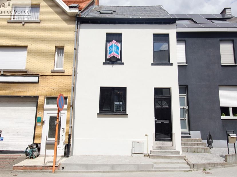 Maison à vendre
                    à 9320 Erembodegem