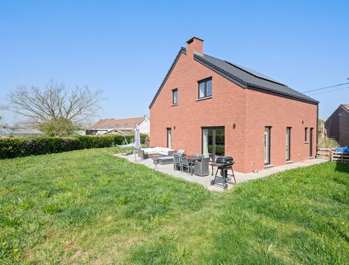                                         Villa à vendre à Horrues, € 475.000

