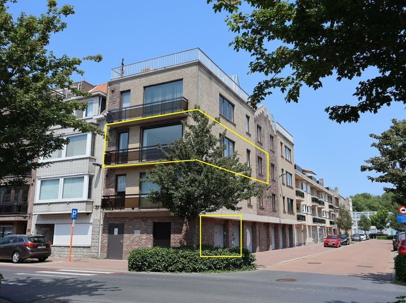 Vous recherchez un appartement confortable, prêt à emménager, baigné de lumière naturelle et bénéficiant d&#039;un espace extérieur ? Alors cet appartement