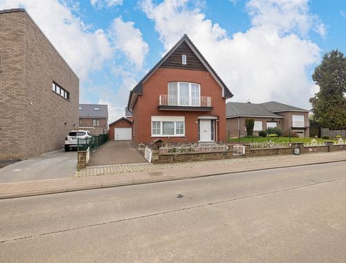                                         Eengezinswoning te koop in Rillaar, € 295.000

