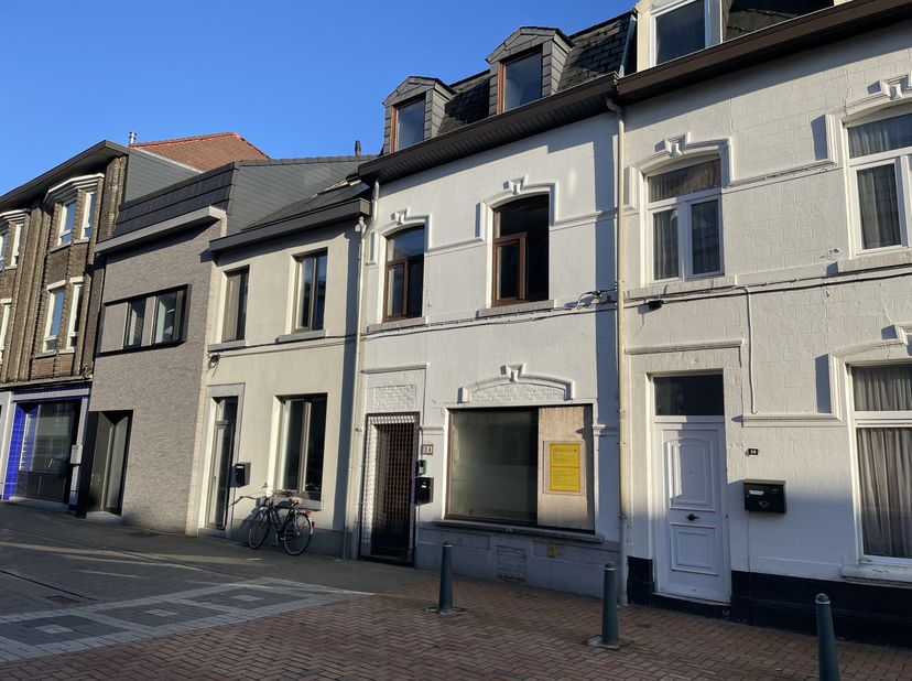 Net buiten de Kleine Ring van Hasselt wordt deze kleinschalige residentie binnenkort onder handen genomen (renovatieproject). &lt;br /&gt;
Na de oplevering