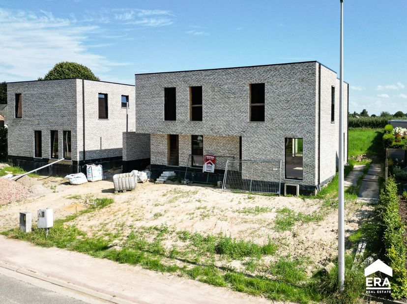 Maison à vendre
                    à 3720 Kortessem
