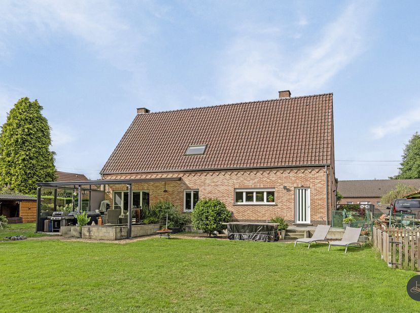 Voor meer info of om een bezoek in te plannen, contacteer Pieter via 016199345 of via pieter.maes@homixx.be.&lt;br /&gt;
Bent u op zoek naar een ruime wonin