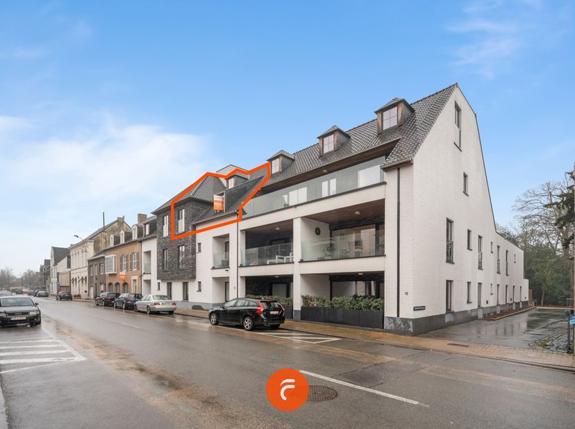 Prachtig appartement (BJ: 2021) op de 2de verdieping in Residentie &#039;De Visscherie&#039; te Oostrozebeke. 94 m2 woonoppervlakte (excl. terras). Perfect qua
