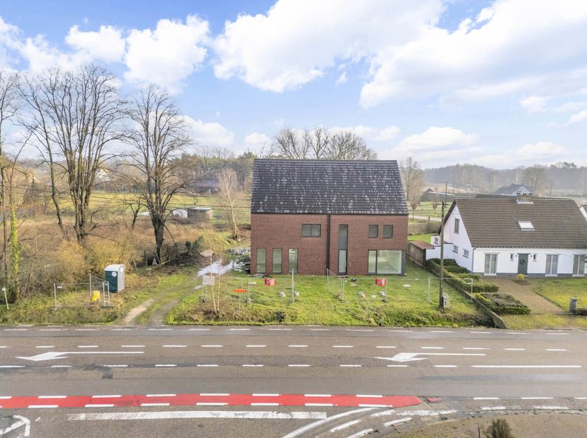 Maison à vendre
                    à 2431 Veerle