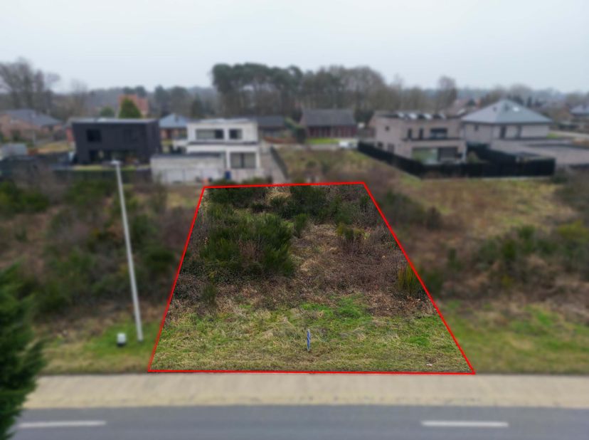 Terrain à vendre
                    à 3582 Koersel