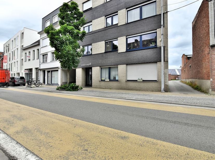 Appartement à louer
                    à 9200 Sint-Gillis-Bij-Dendermonde
