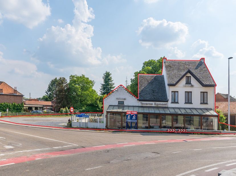 Bien professionnel à vendre
                    à 3800 Sint-Truiden