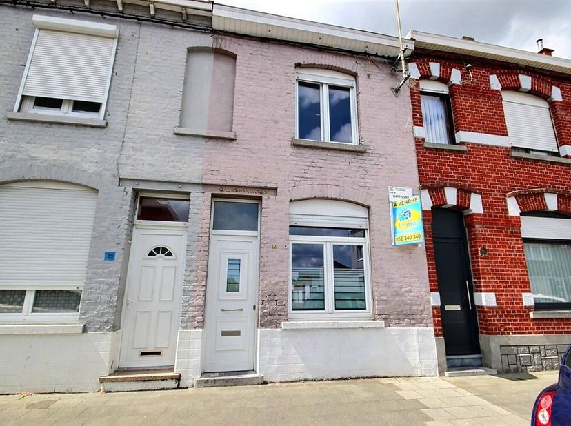 Maison à conforter avec jardin un beau potentiel à exploiter