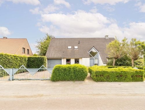                                        Woning te koop in Hove, € 649.000
