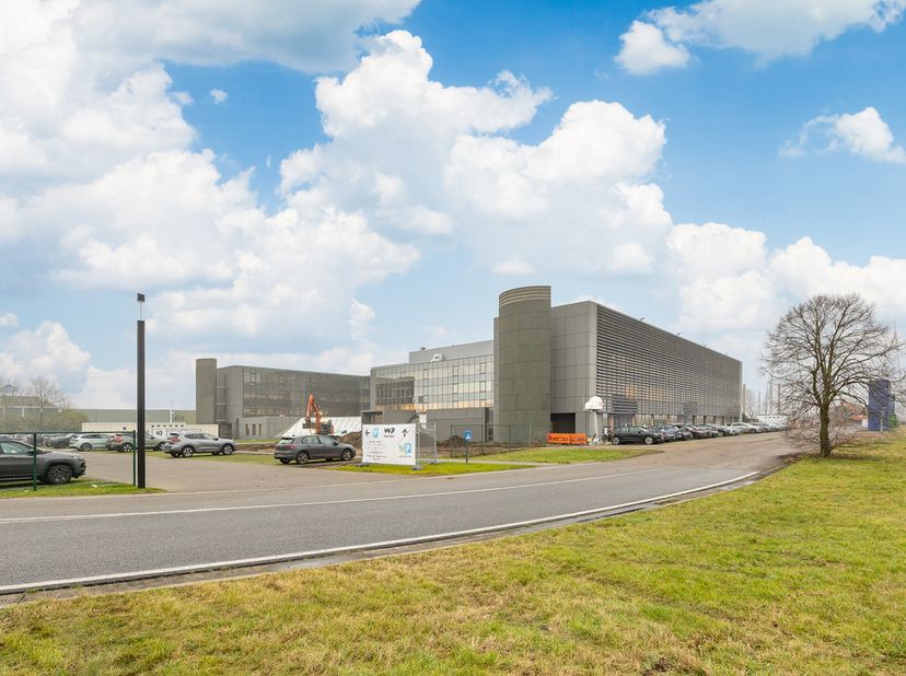 Bien professionnel à louer
                    à 2070 Zwijndrecht