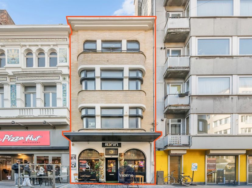 Bien professionnel à vendre
                    à 8400 Oostende
