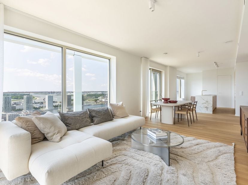 Nieuwe Luxueuze penthouse met terrassen en adembenemend uitzicht op het Eilandje en de Schelde&lt;br /&gt;
Deze  nieuwbouw penthouse  ademt  luxe  uit vanaf