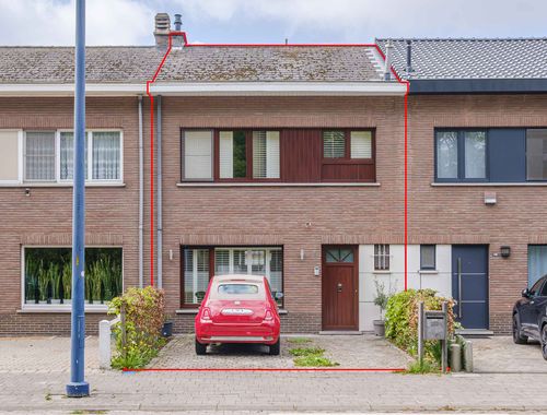                                         Woning te koop in Waarloos, € 230.000
