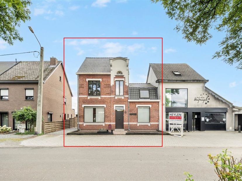 Maison à vendre
                    à 2400 Mol