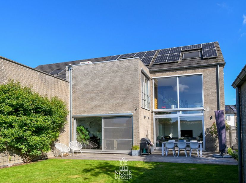 Maison à vendre
                    à 3680 Maaseik