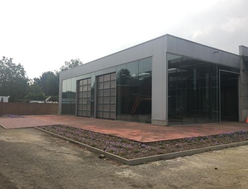                                         Bâtiment d’entreprise à louer à As, € 3.250
