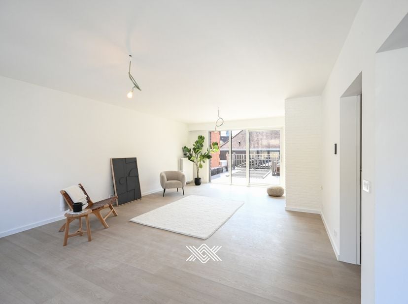 Landbergh bezoekmoment: dit gerenoveerde appartement bezoeken tijdens het bezoekmoment op dinsdag 1 juli tussen 16u en 18u? (enkel op afspraak)&lt;br /&gt;
