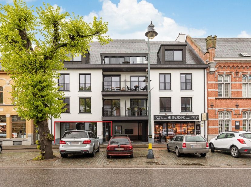 Bien professionnel à vendre
                    à 2320 Hoogstraten
