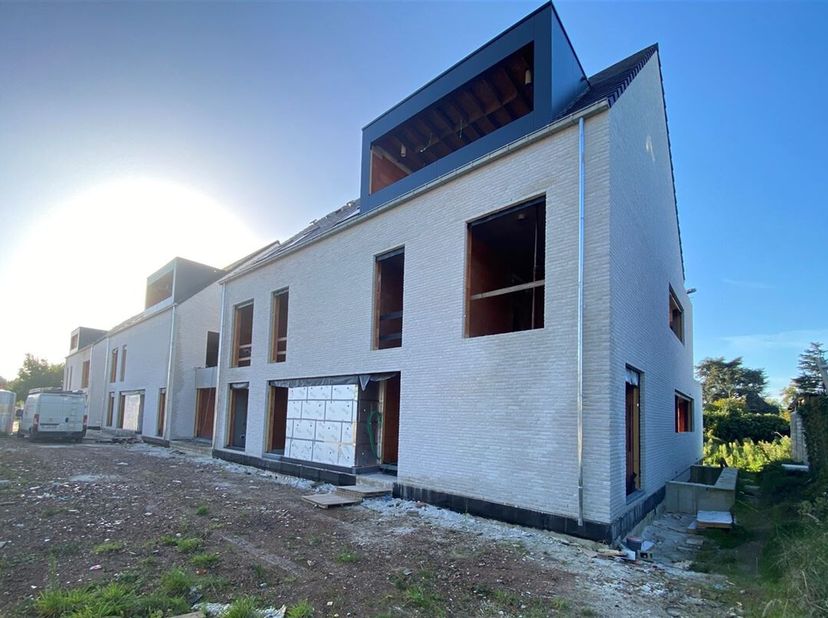 Appartement à vendre
                    à 2220 Heist-op-den-Berg
