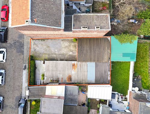                                         Commercieel Gebouw te koop in Bressoux, € 145.000
