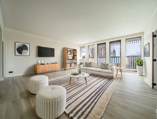                                         Appartement te huur in Moeskroen, € 800
