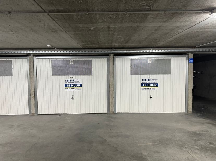 Garage à louer
                    à 8620 Nieuwpoort