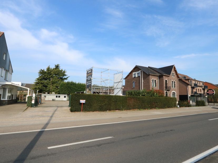 Terrain à louer
                    à 3630 Vucht