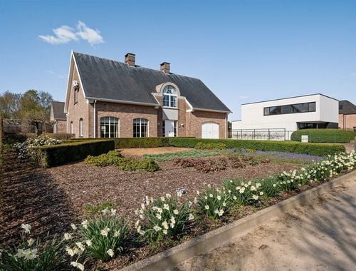                                         Woning te koop in Putte, € 699.000
