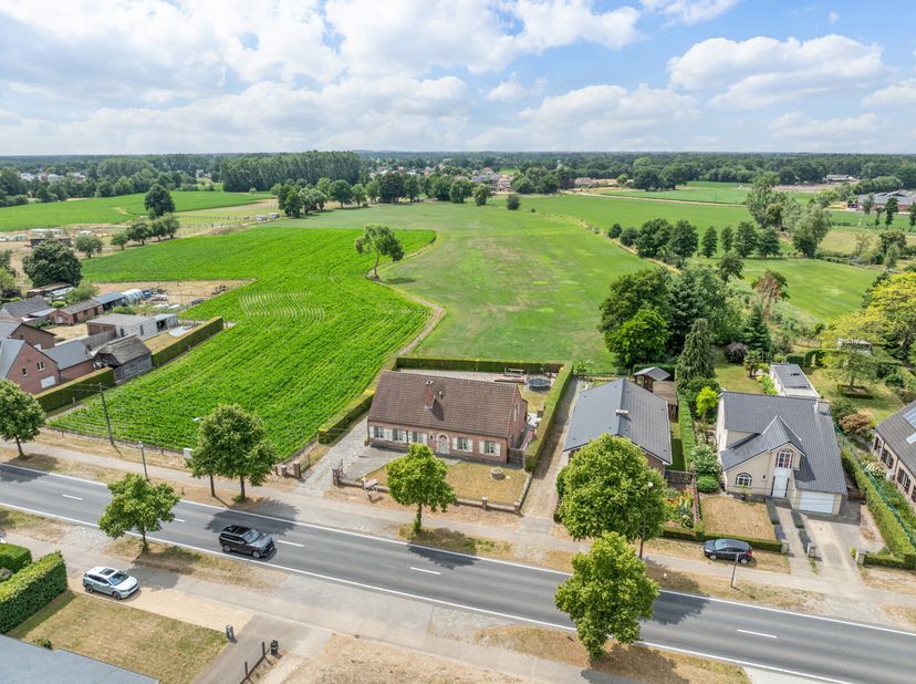 Ligging:&lt;br /&gt;
Gunstig gelegen te Westerlo, nabij het centrum van Oosterwijk. Alle faciliteiten (winkels, scholen, openbaar vervoer) in de directe omg