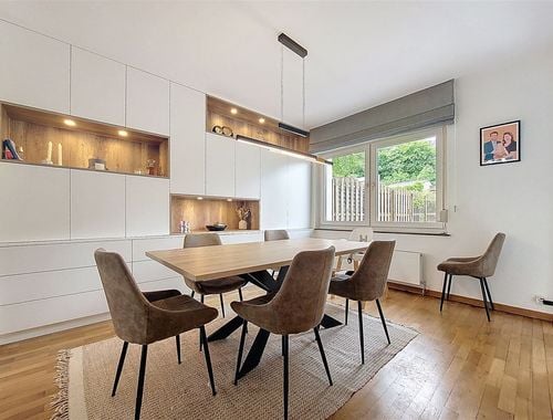                                         Maison à louer à Arlon, € 1.600
