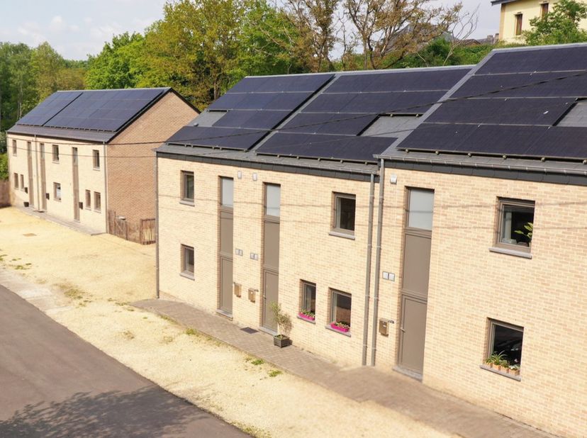 ISIMMO vous propose une opportunité exceptionnelle à Durbuy : ensemble de 7 maisons (possibilité d&#039;acquérir un bloc séparé de 4 ou de 3 maisons) éco-r
