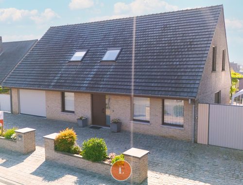                                         Villa à vendre à Ingooigem, € 499.000
