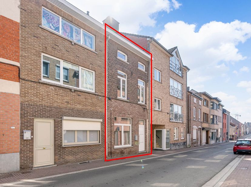 Instapklare stadwoning met 2 ruime slaapkamers.&lt;br /&gt;
&lt;br /&gt;
De woning werd volledig gerenoveerd. Isolatie, ramen, CV ketel. Wat een zeer gunstig EPC