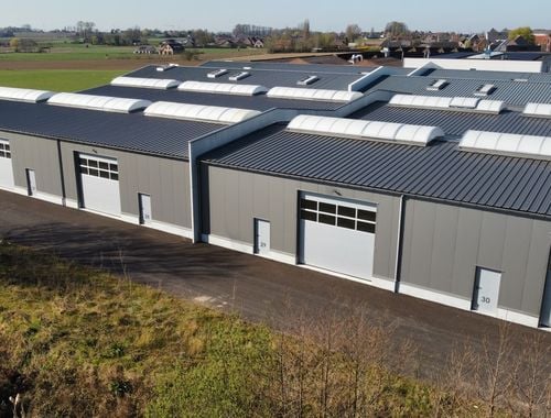                                         Bâtiment commercial à vendre à Anzegem, € 162.800
