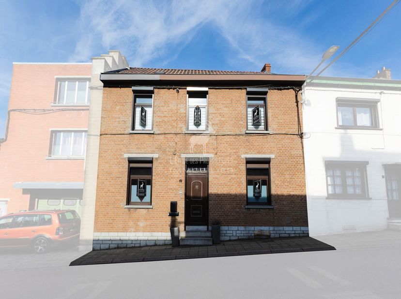 Référence Agence : V7170-413&lt;br /&gt;
***VISITE VIRTUELLE : https://envisite.net/vtour/fr/kt8mpg***&lt;br /&gt;
Découvrez cette agréable maison située à MANAGE