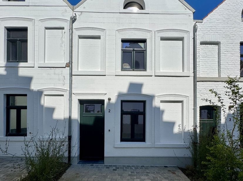 Maison à louer
                    à 9600 Renaix