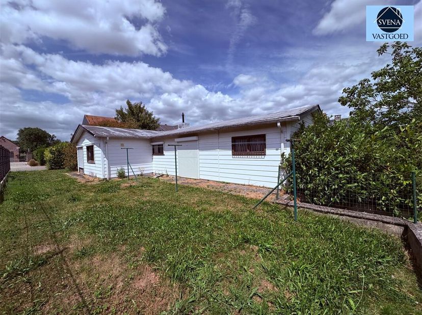 BUNGALOW TRÈS BIEN SITUÉ À ATEMBEKE&lt;br /&gt;
Prix indicatif : 175.000 euros.&lt;br /&gt;
Ce chalet/habitation très bien situé se trouve dans un beau quartier.&lt;