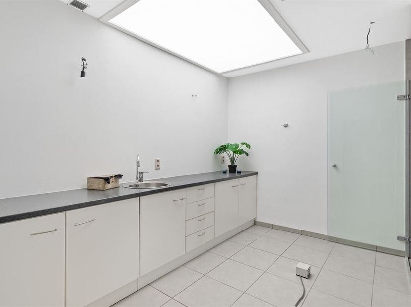Bien professionnel à vendre
                    à 2860 Sint-Katelijne-Waver