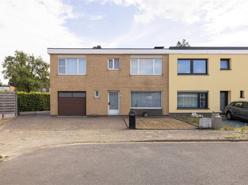 Maison à vendre
                    à 2200 Herentals