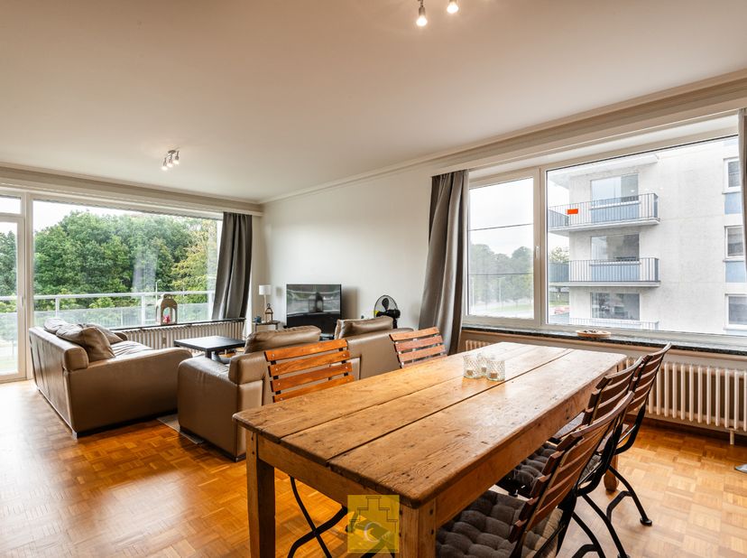 Appartement à vendre
                    à 8200 Sint-Michiels