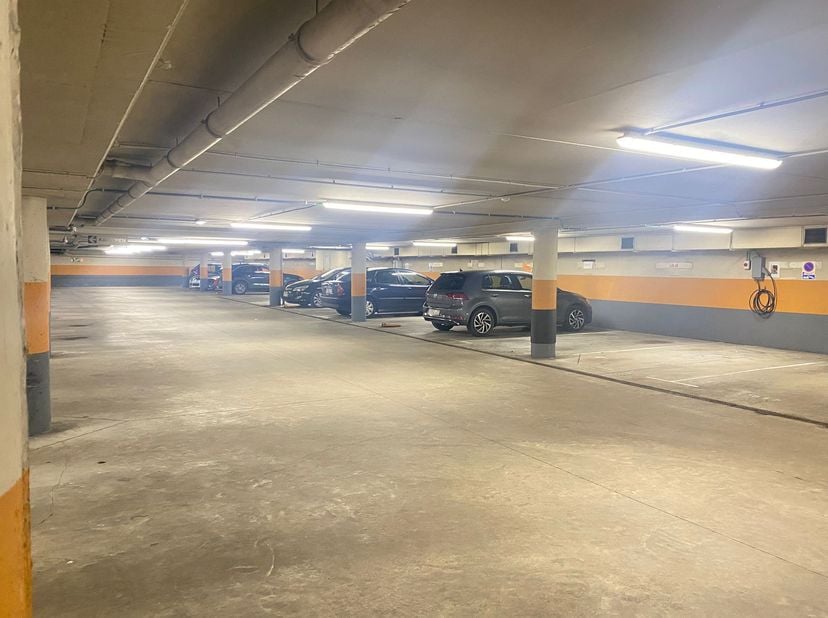 Garage à louer
                    à 3500 Hasselt