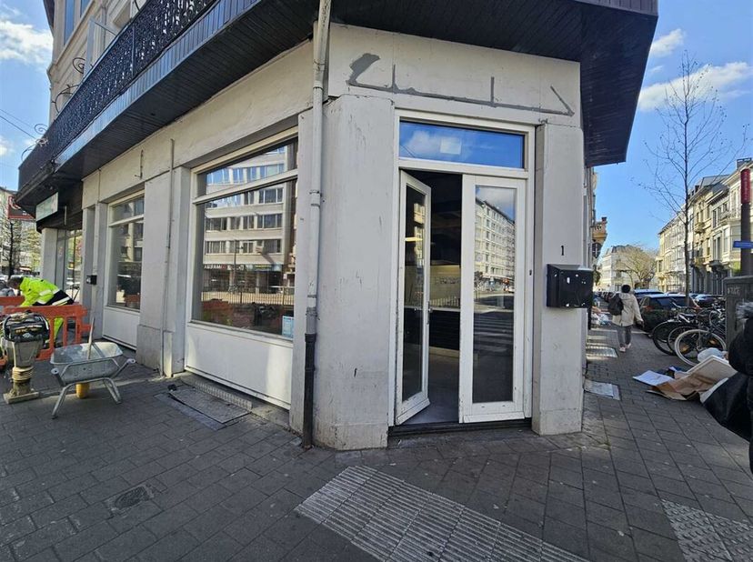 Bien professionnel à louer
                    à 2140 Borgerhout