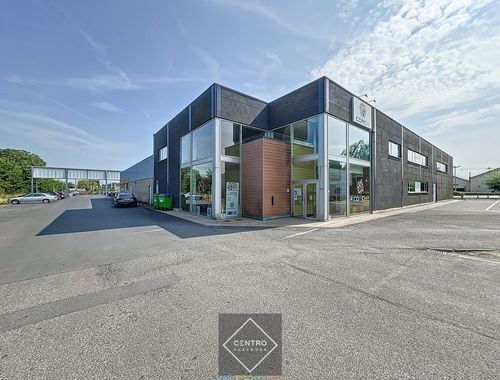                             Kantoorgebouw te koop in Roeselare
