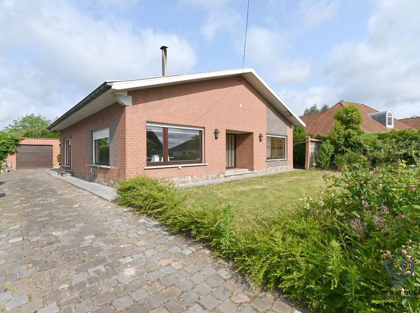 Maison à vendre
                    à 9890 Asper
