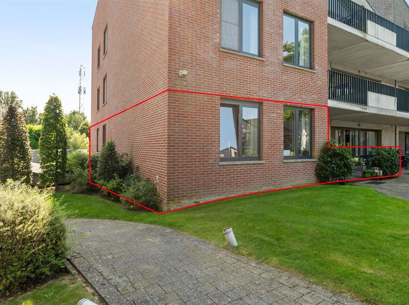 Ruime assistentiewoning (64m²) voorzien van 1 slaapkamer met zonnig terras.&lt;br /&gt;
Ligging: Gelegen in residentie &quot;Drie Beuken&quot; te Kontich! Het winkelc