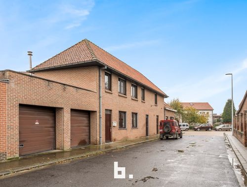                                         Commerce à vendre à Wevelgem, € 450.000
